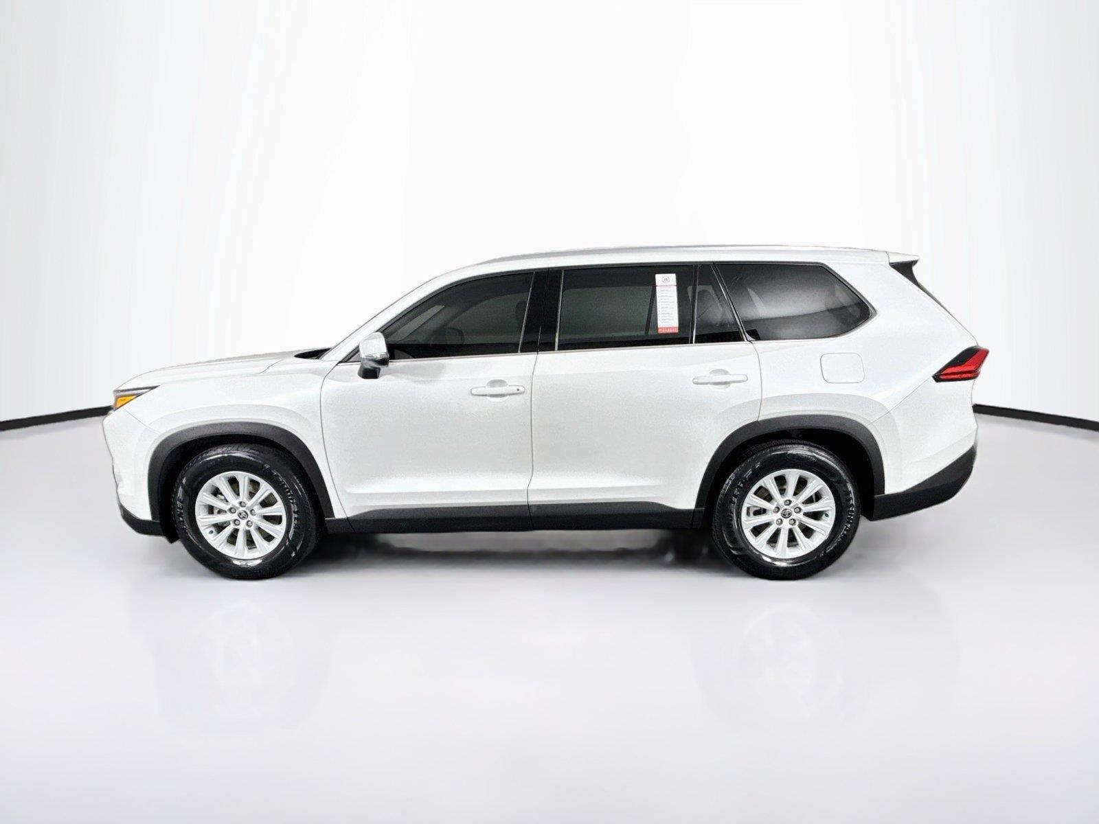 2024 Toyota Grand Highlander XLE photo 13
