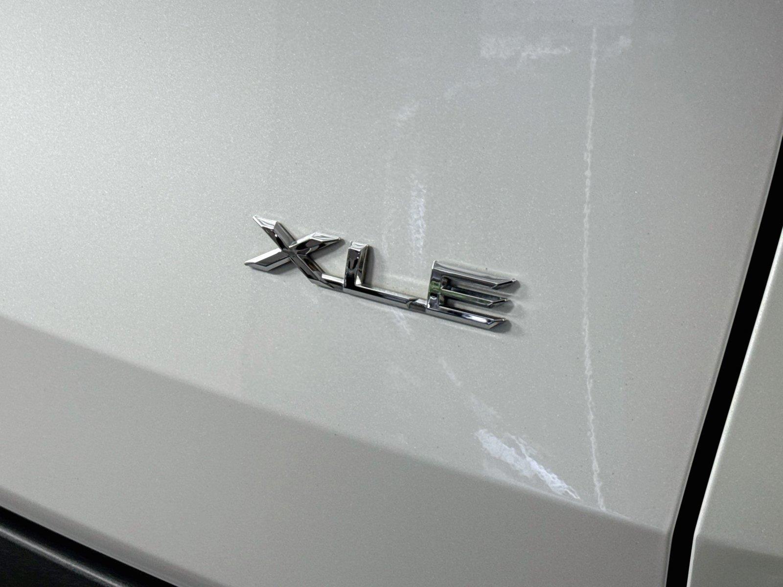 2024 Toyota Grand Highlander XLE photo 14