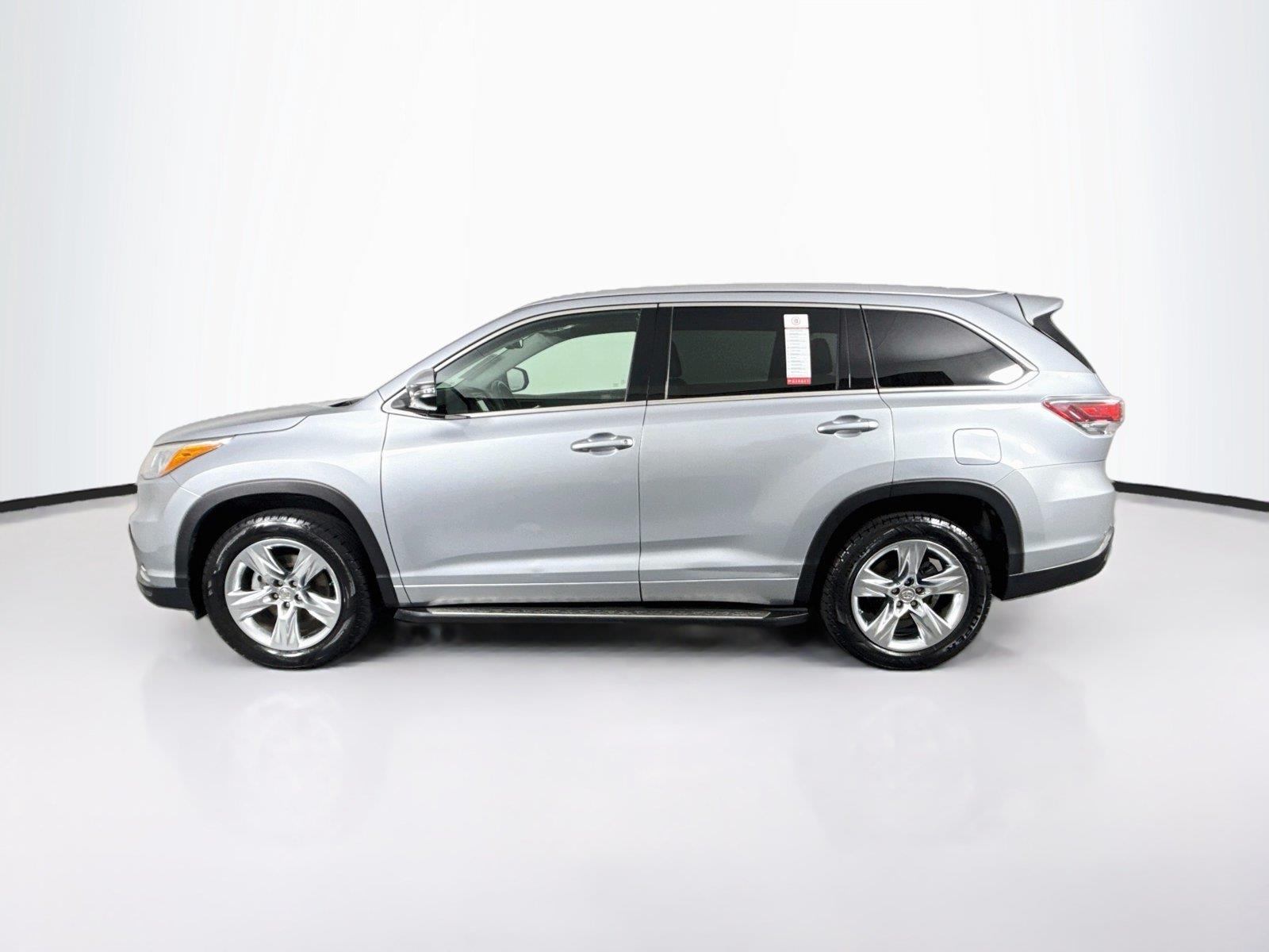 2015 Toyota Highlander Limited photo 12