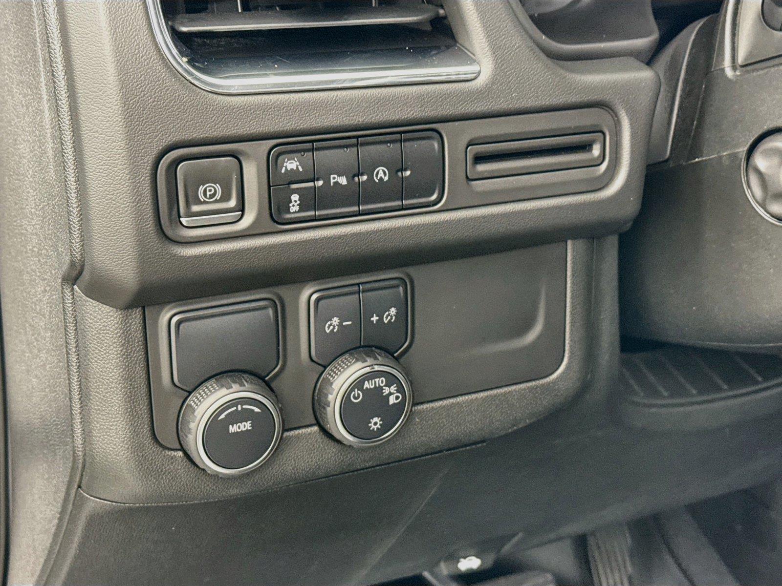 2023 Chevrolet Tahoe Premier photo 15