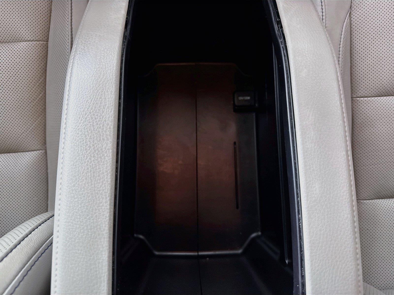 2015 Toyota Highlander Limited photo 36