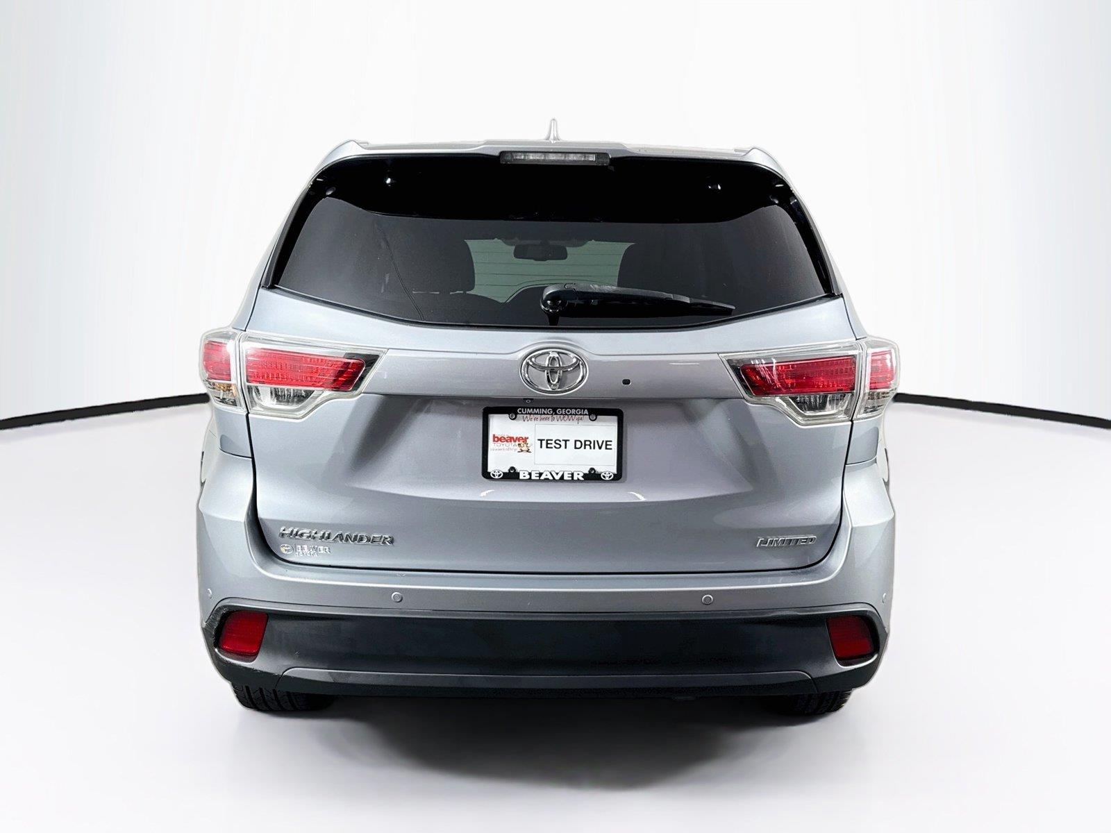 2015 Toyota Highlander Limited photo 10