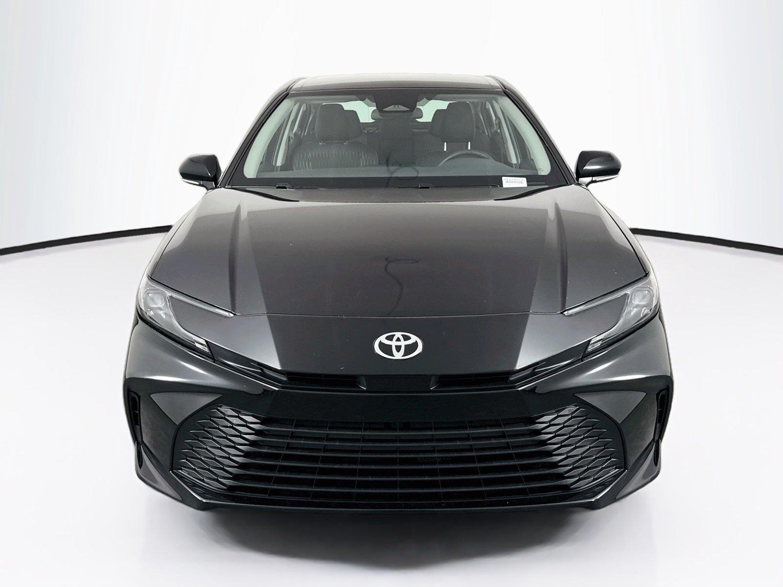 2025 Toyota Camry LE photo 7
