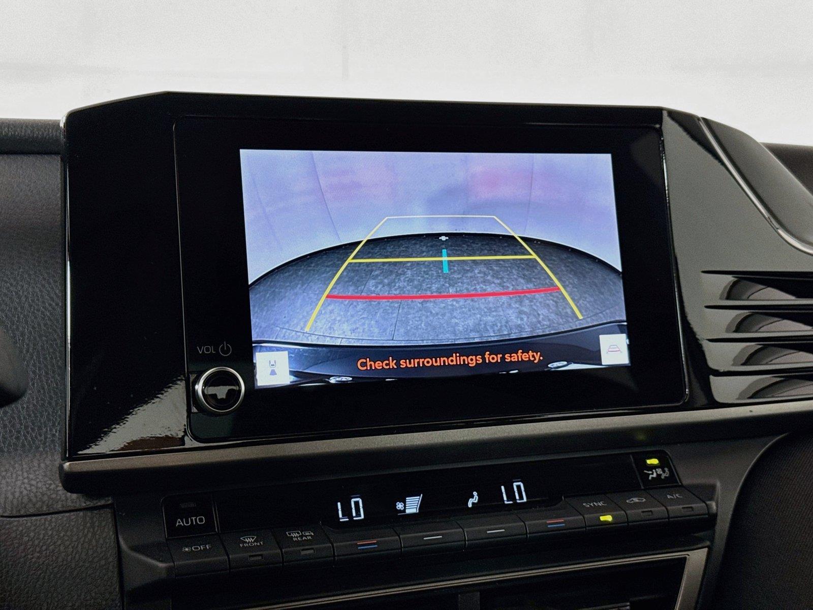 2025 Toyota Camry LE photo 22