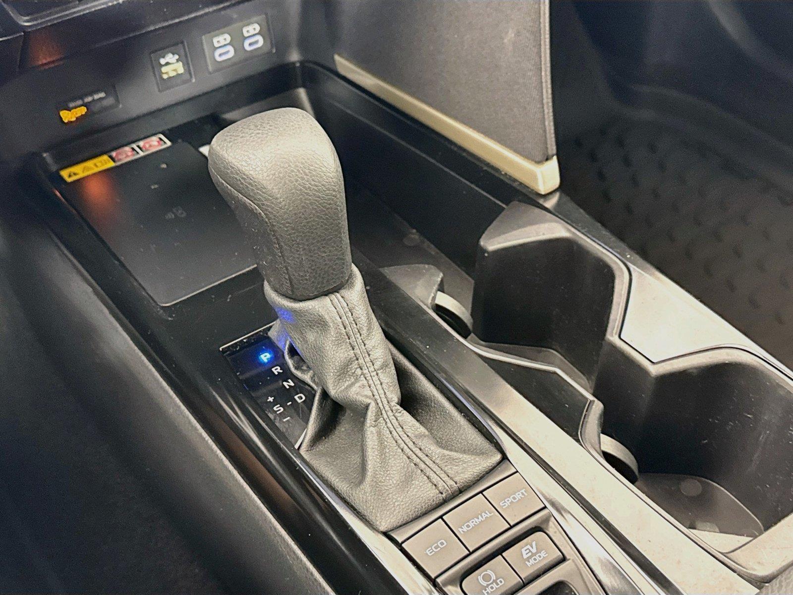 2025 Toyota Camry LE photo 24