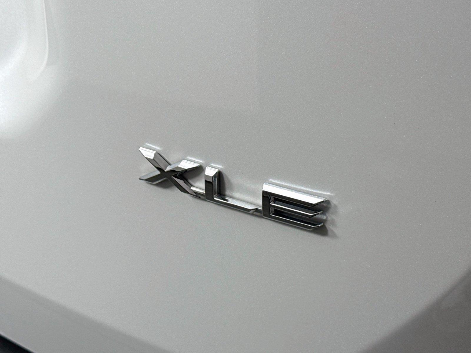 2026 Toyota RAV4 XLE Premium photo 14
