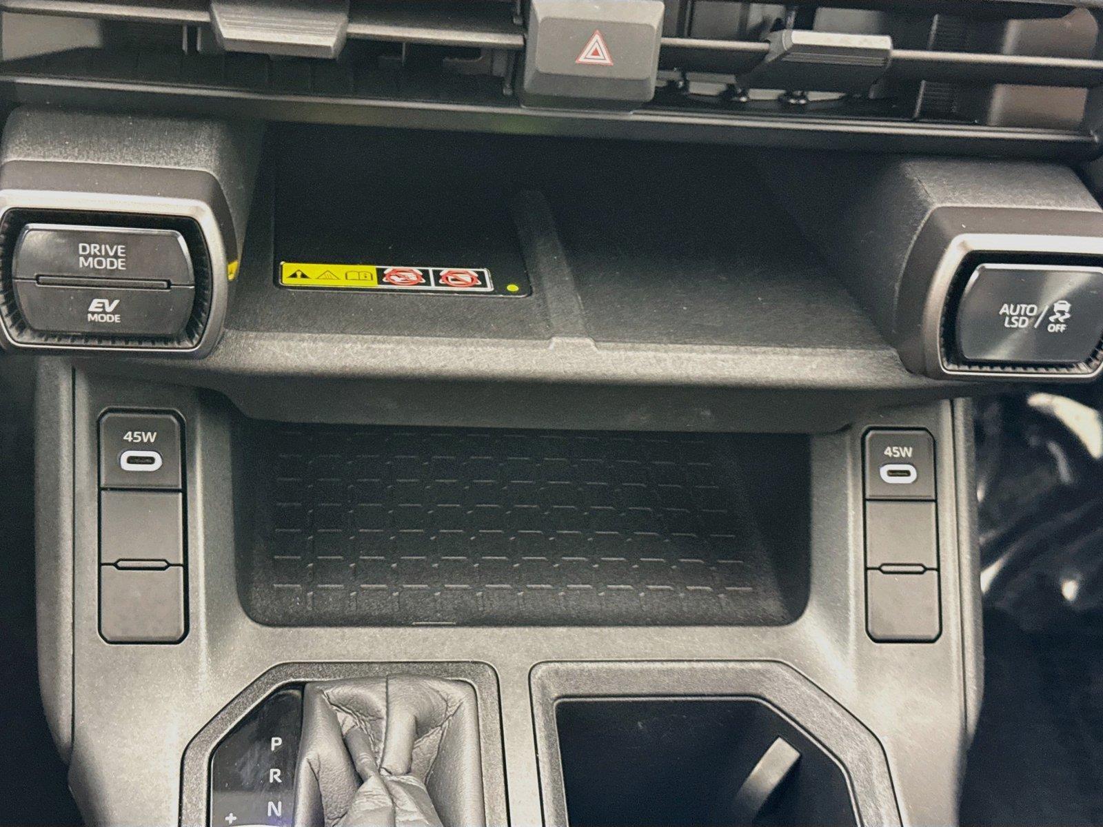 2026 Toyota RAV4 XLE Premium photo 26