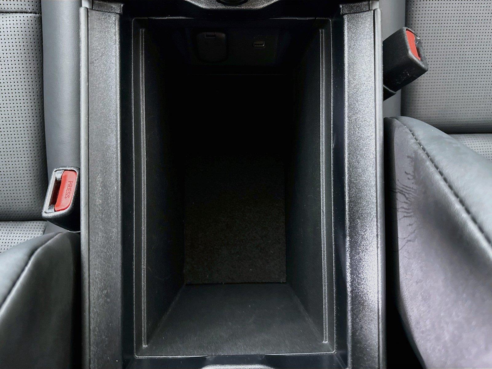 2026 Toyota RAV4 XLE Premium photo 31