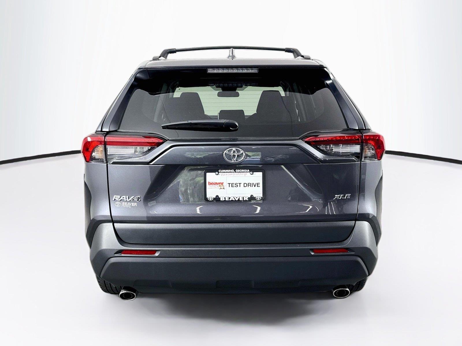 2025 Toyota RAV4 XLE photo 10