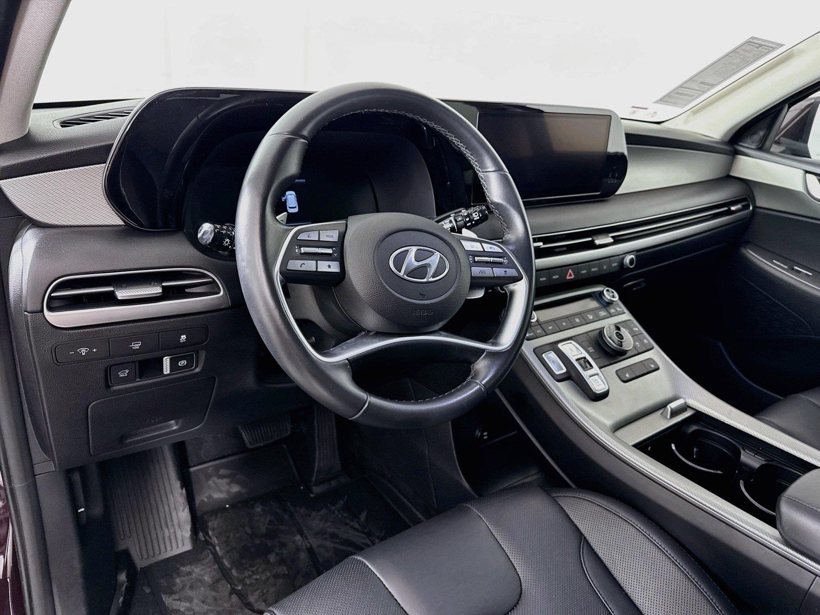 2025 Hyundai Palisade SEL photo 3