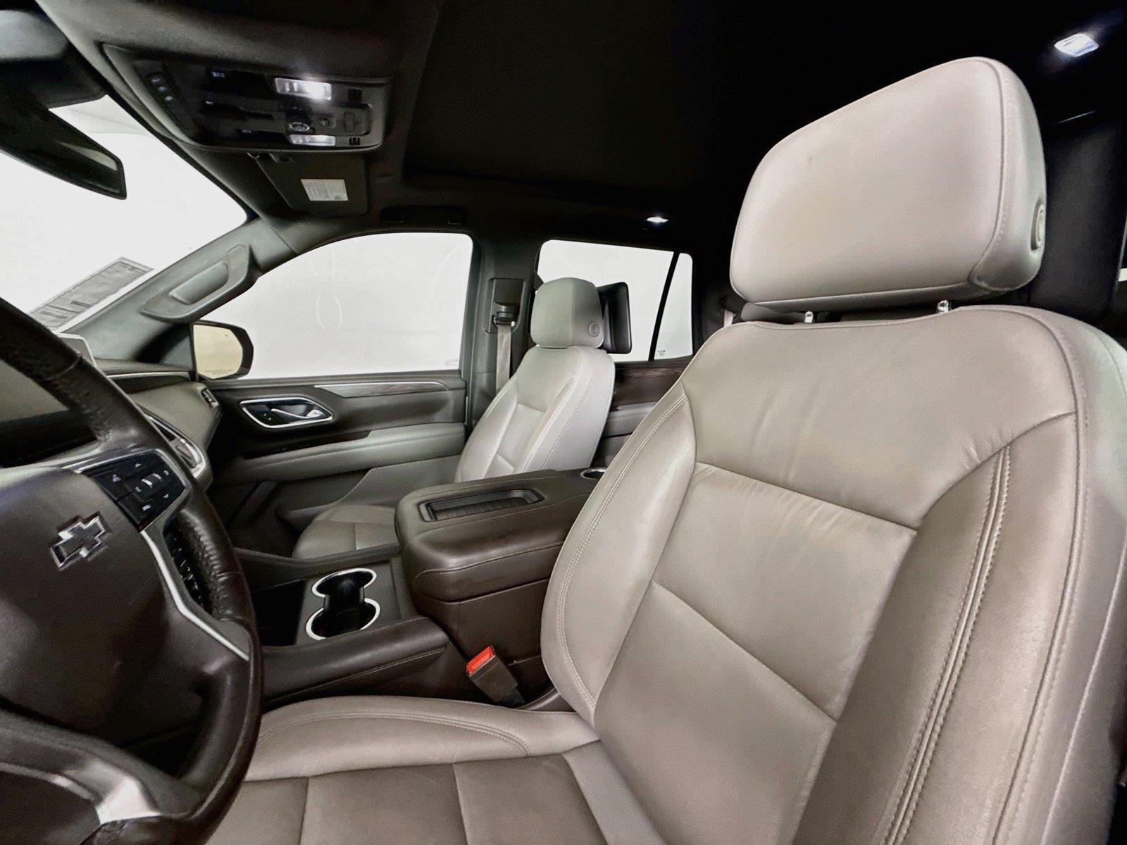 2021 Chevrolet Tahoe Z71 photo 2