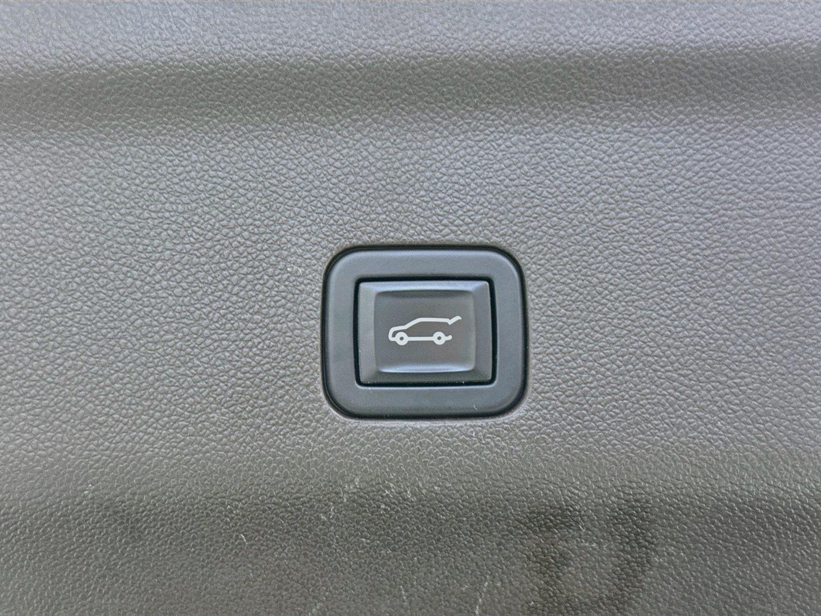 2021 Chevrolet Tahoe Z71 photo 37