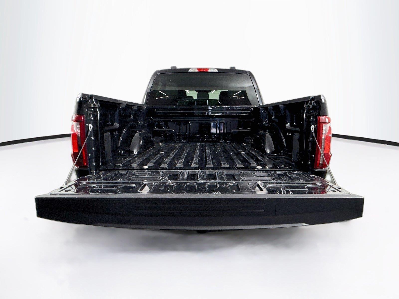 2025 Ford F-150 XLT photo 31