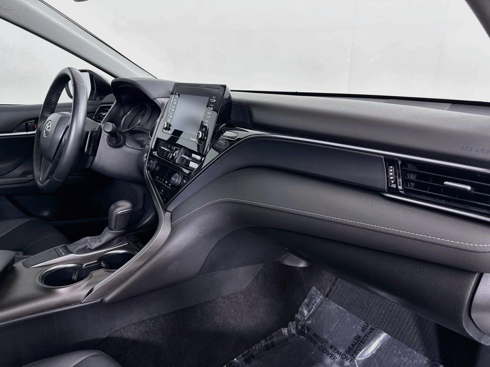 2024 Toyota Camry SE photo 38