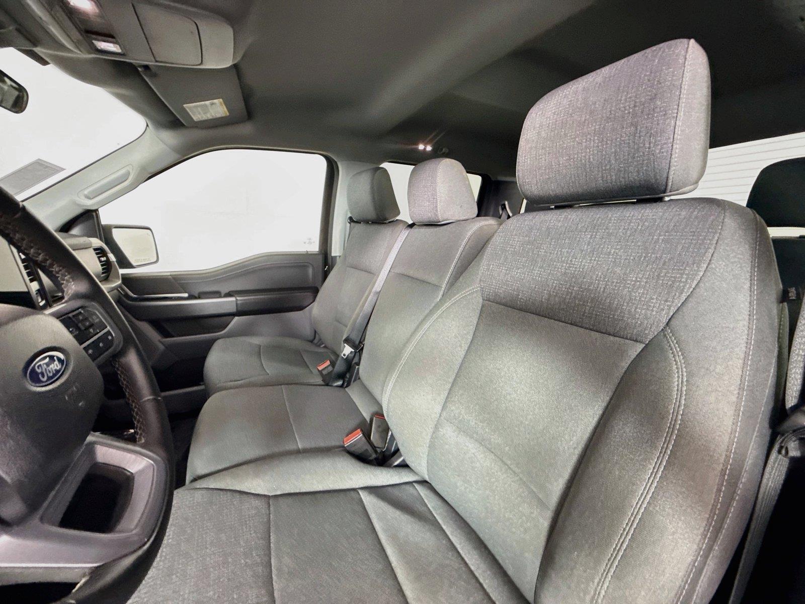2025 Ford F-150 XLT photo 2