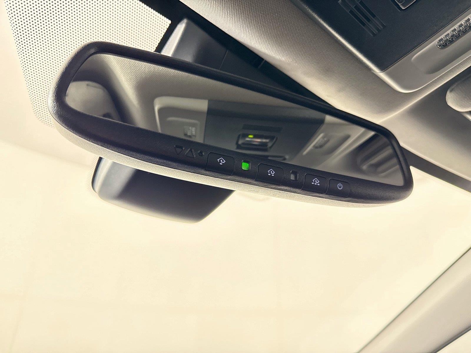 2024 Toyota Camry SE photo 21