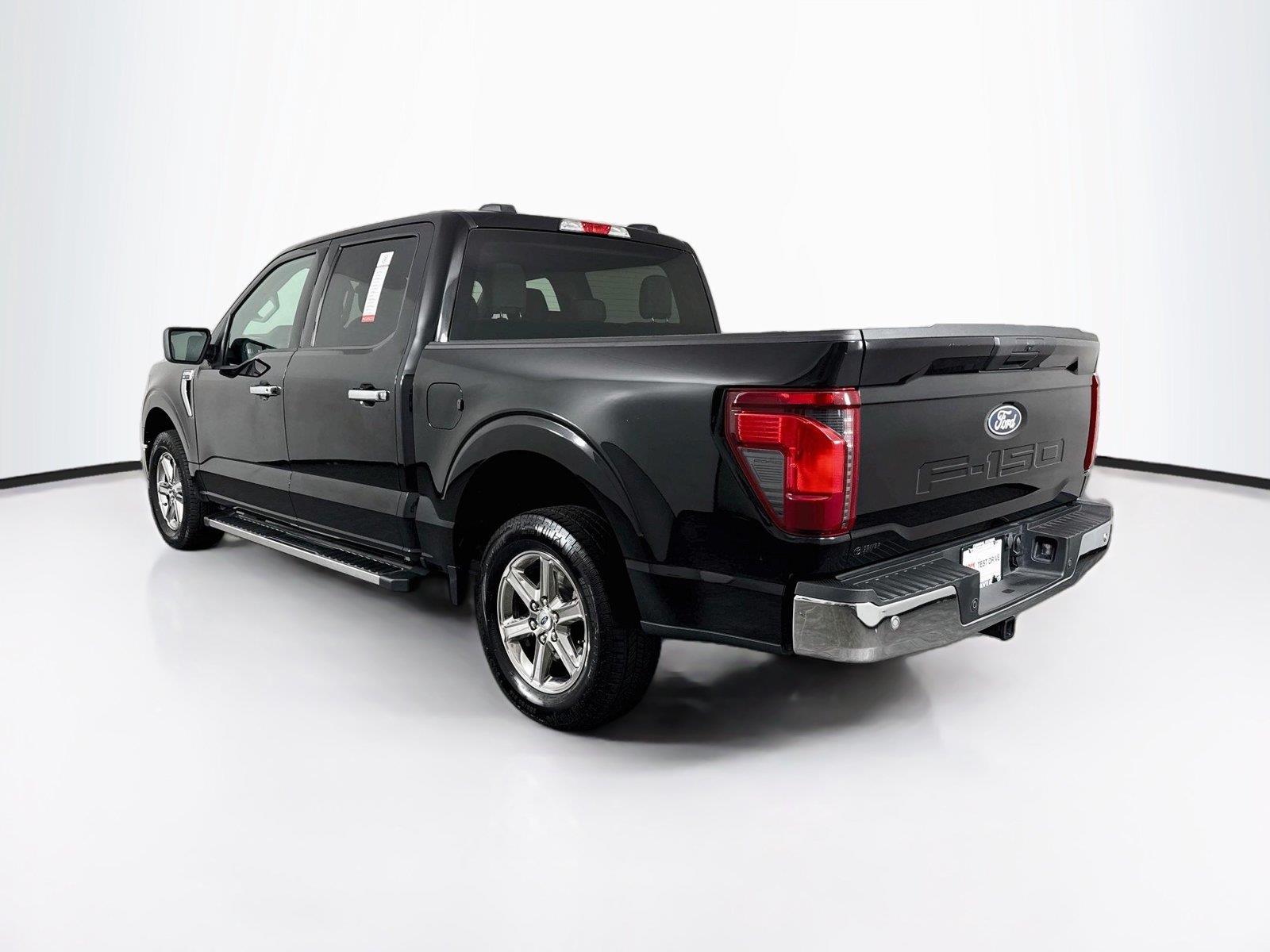 2025 Ford F-150 XLT photo 10