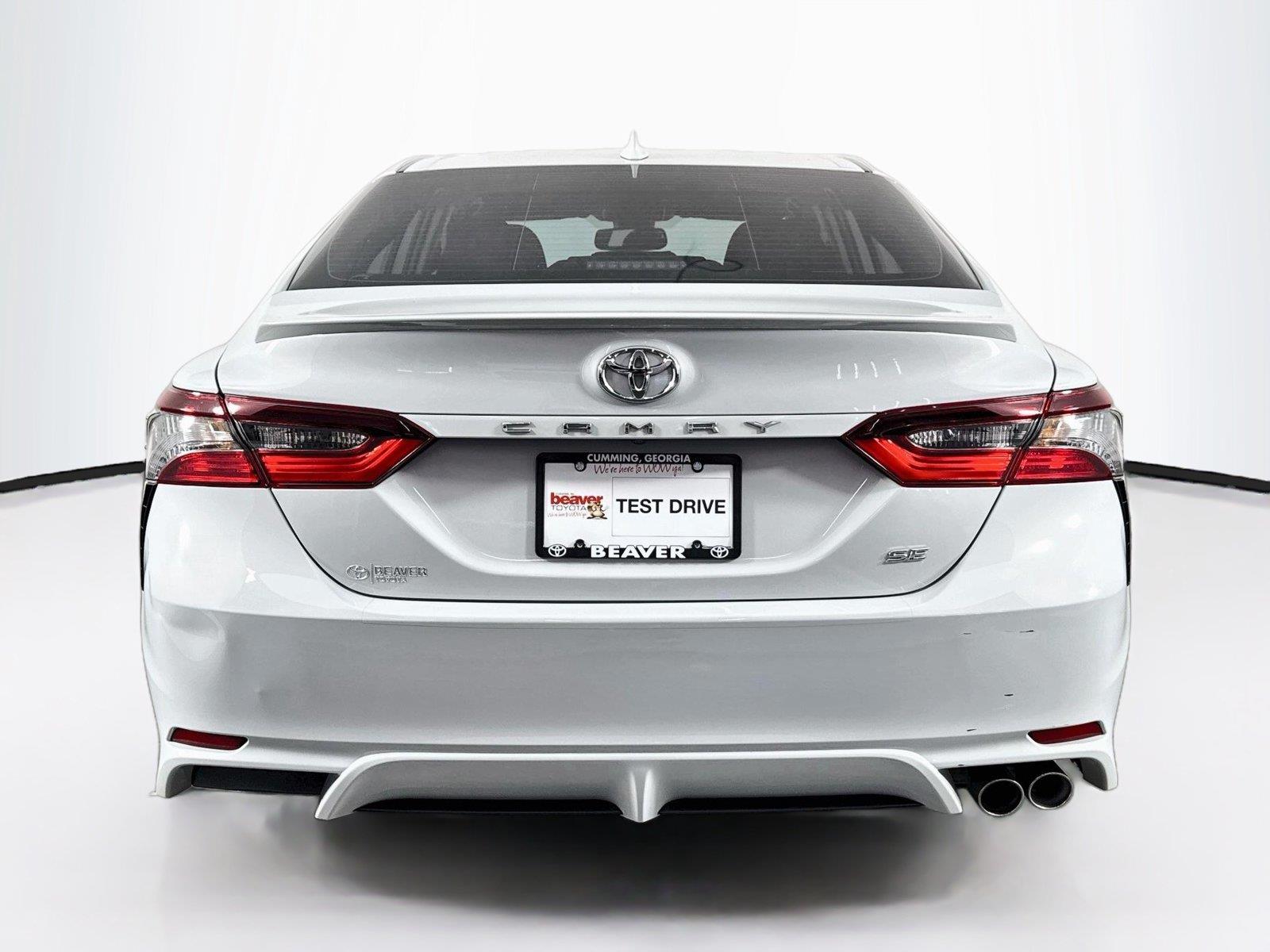 2024 Toyota Camry SE photo 10