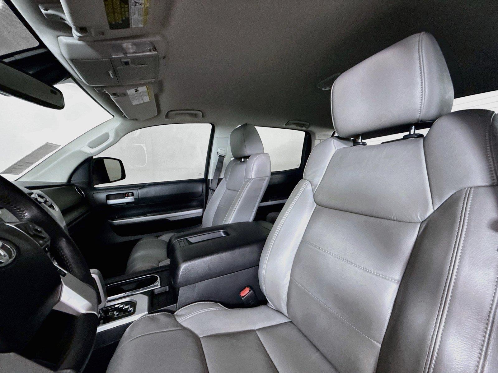 2021 Toyota Tundra SR5 photo 2