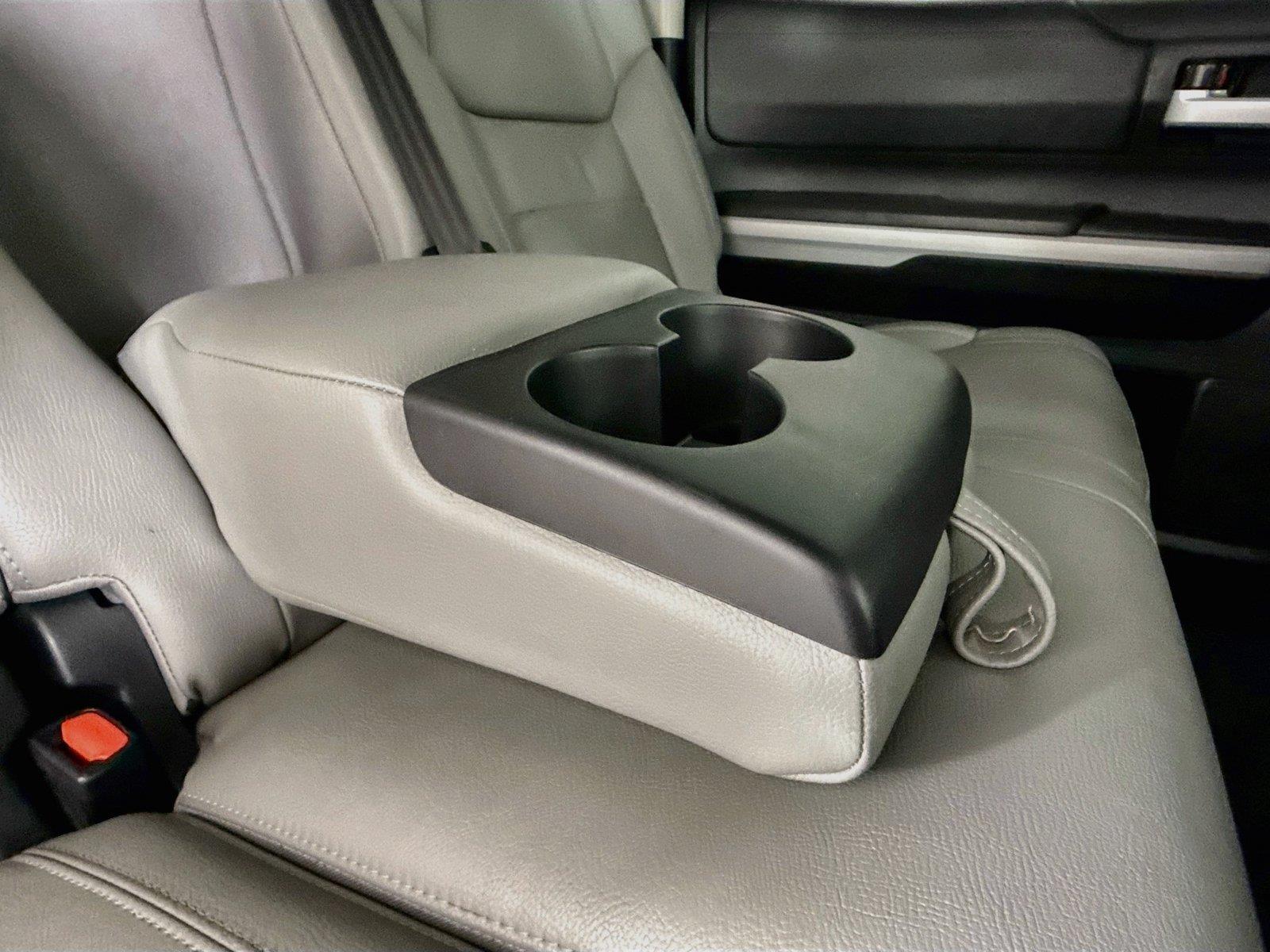 2021 Toyota Tundra SR5 photo 33