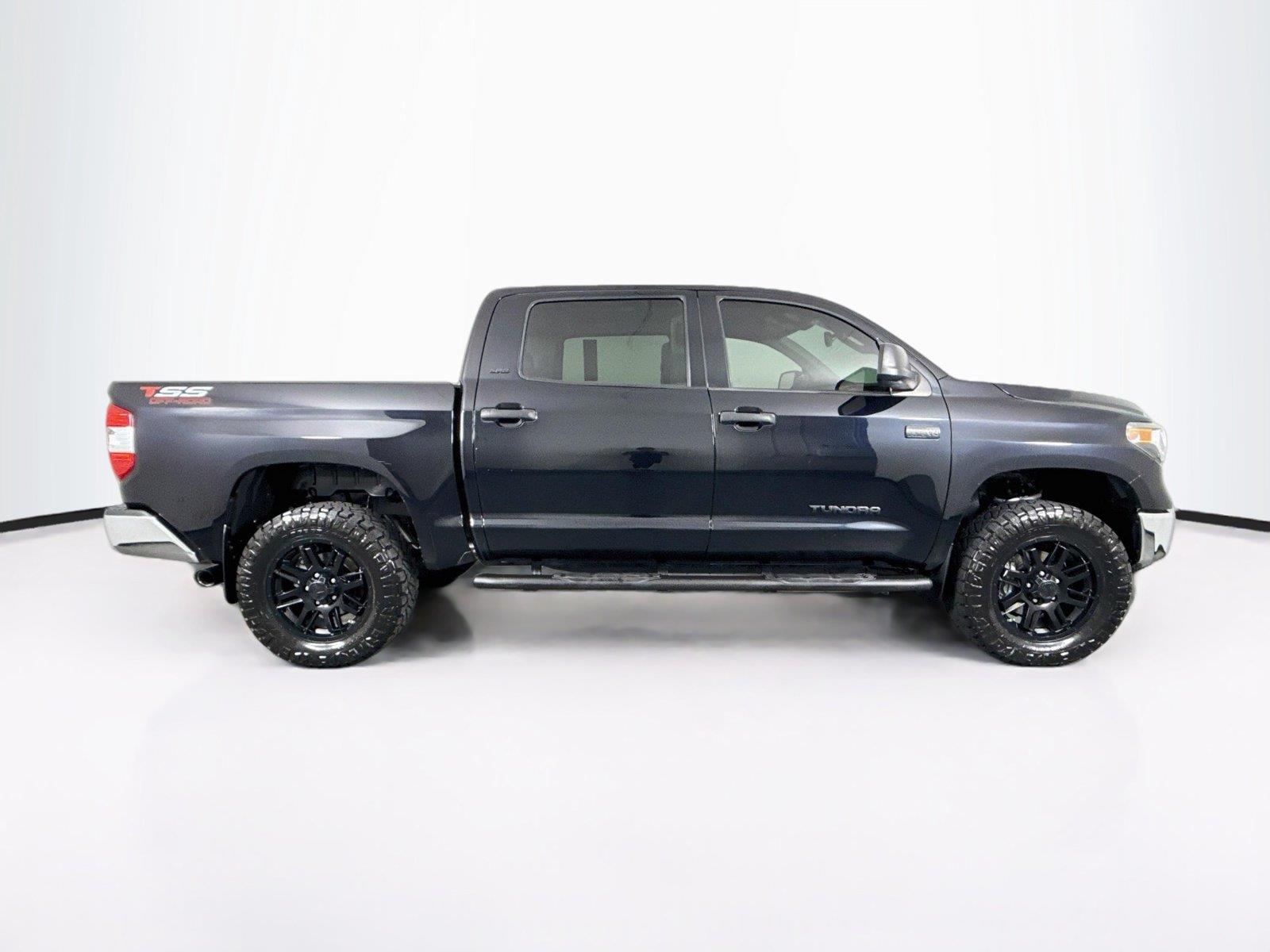2021 Toyota Tundra SR5 photo 8