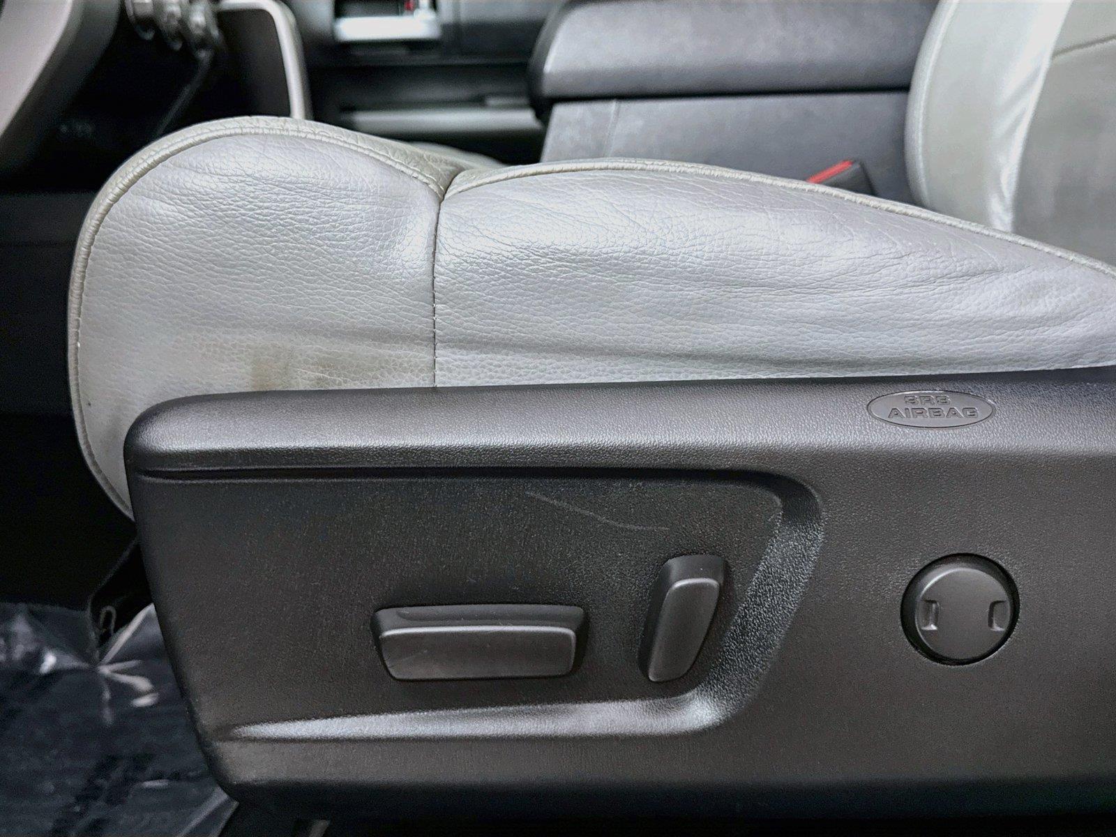 2021 Toyota Tundra SR5 photo 24