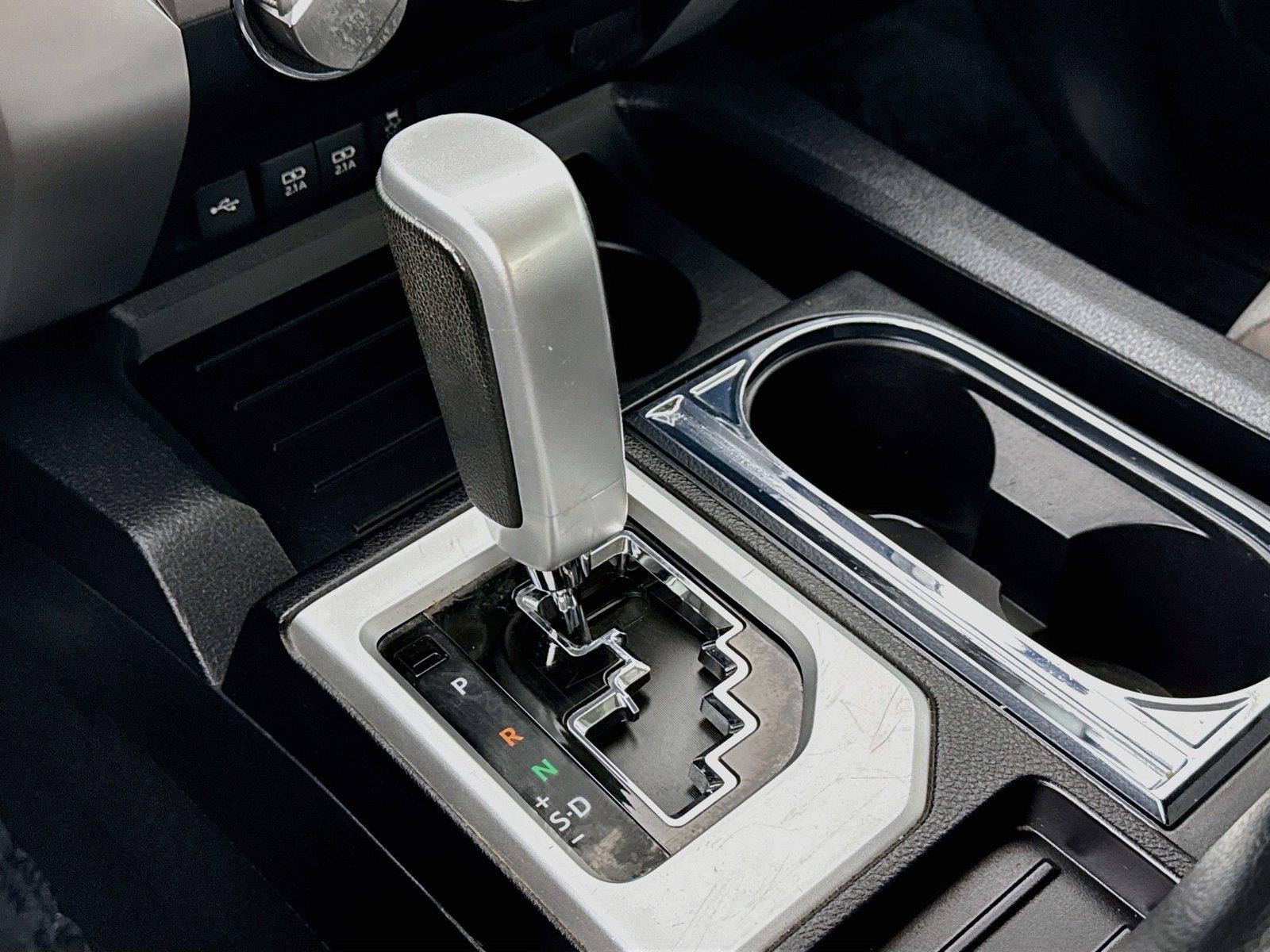 2021 Toyota Tundra SR5 photo 22