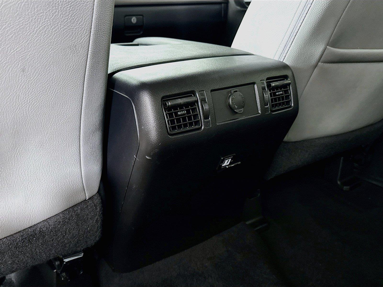 2021 Toyota Tundra SR5 photo 30