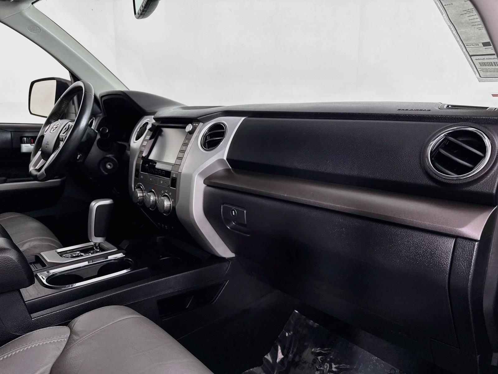 2021 Toyota Tundra SR5 photo 36