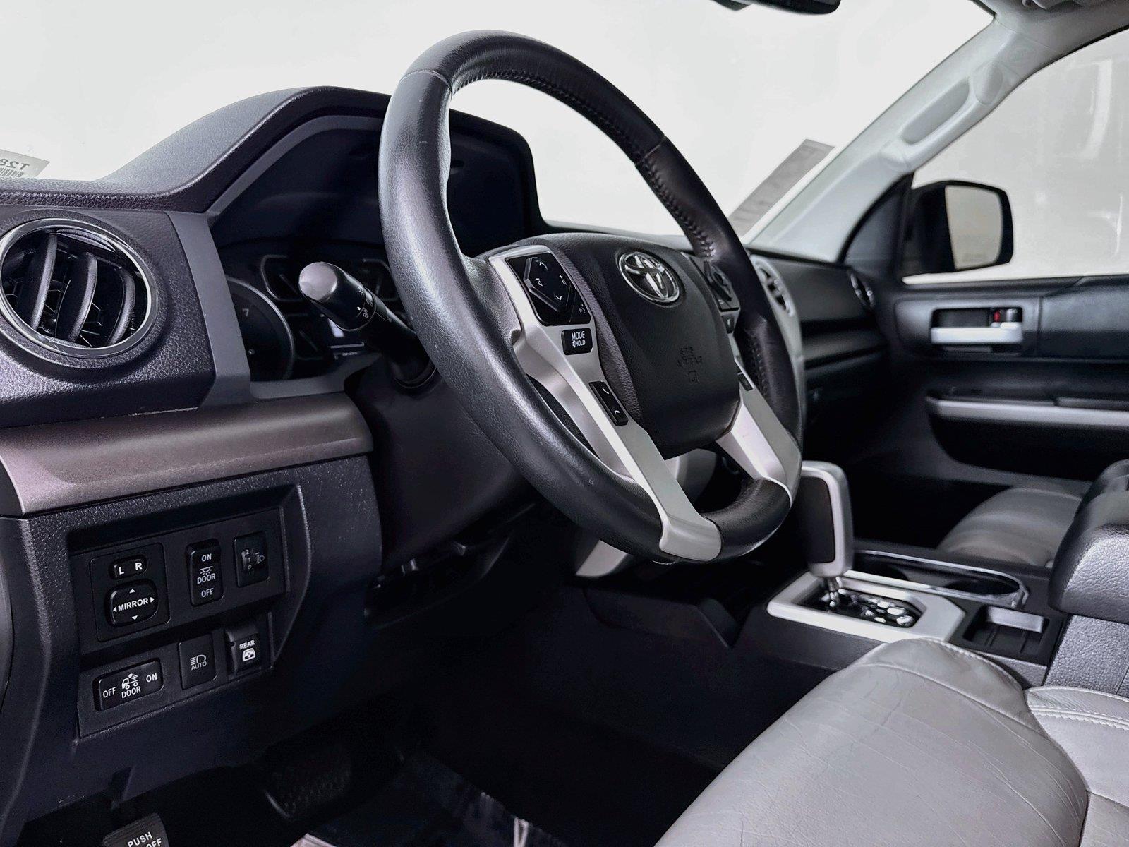 2021 Toyota Tundra SR5 photo 3