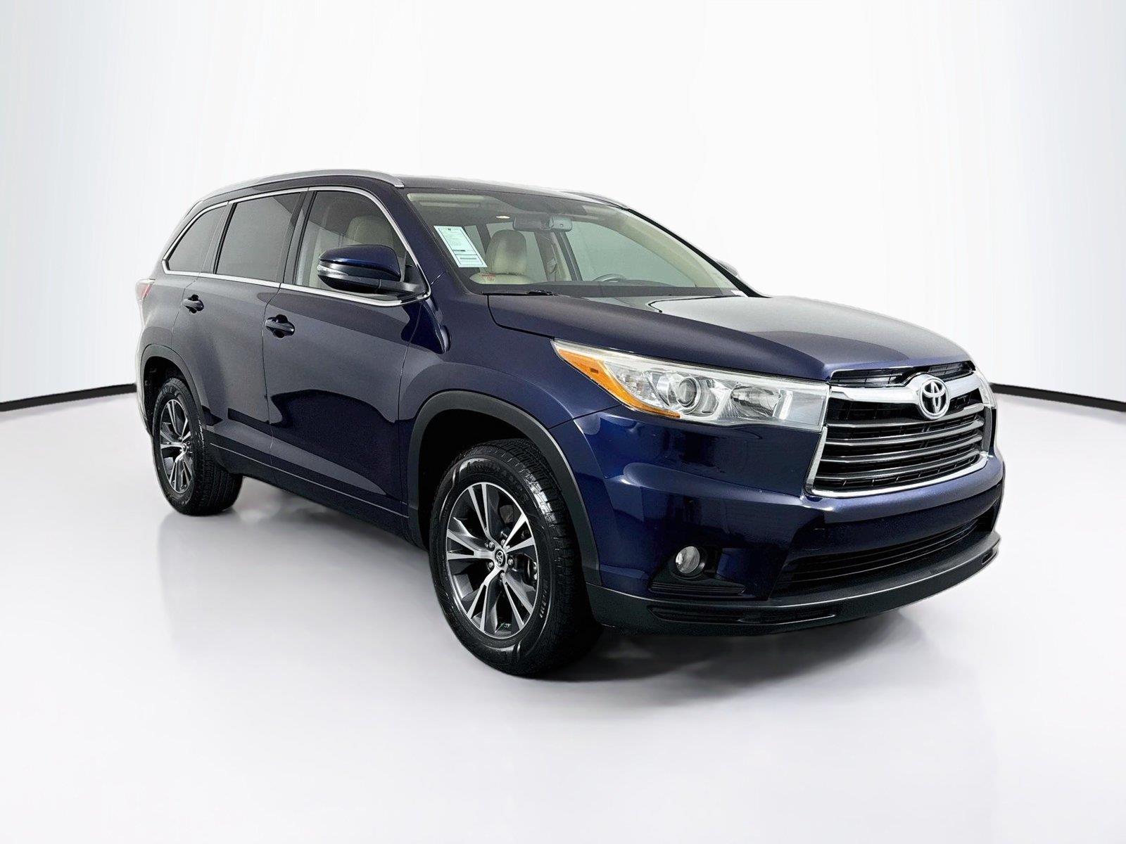 2016 Toyota Highlander XLE photo 9