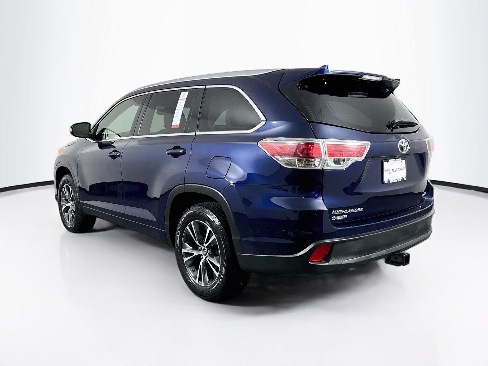 2016 Toyota Highlander XLE photo 12
