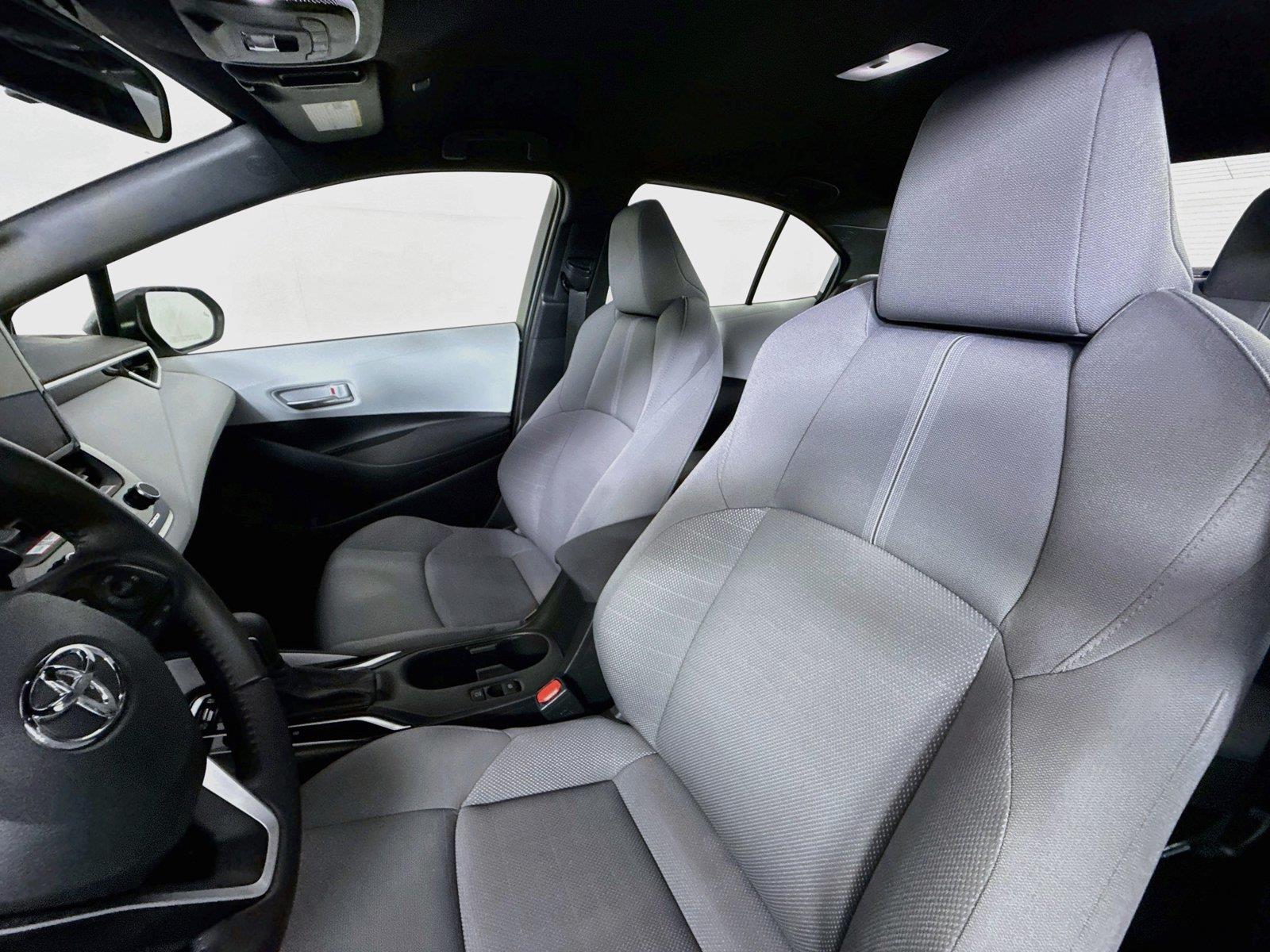 2026 Toyota Corolla Hybrid SE photo 2
