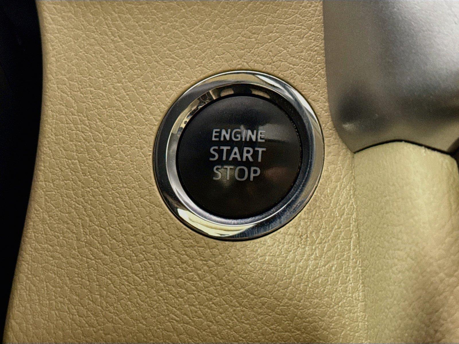 2016 Toyota Highlander XLE photo 21