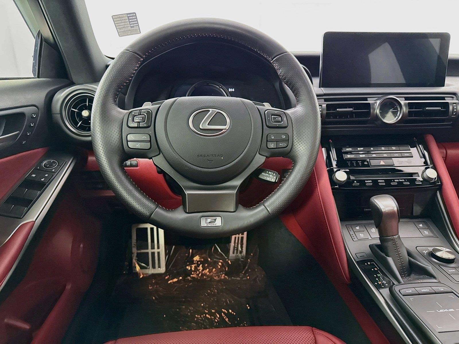 2024 Lexus IS IS 500 F SPORT Performance Premium photo 31