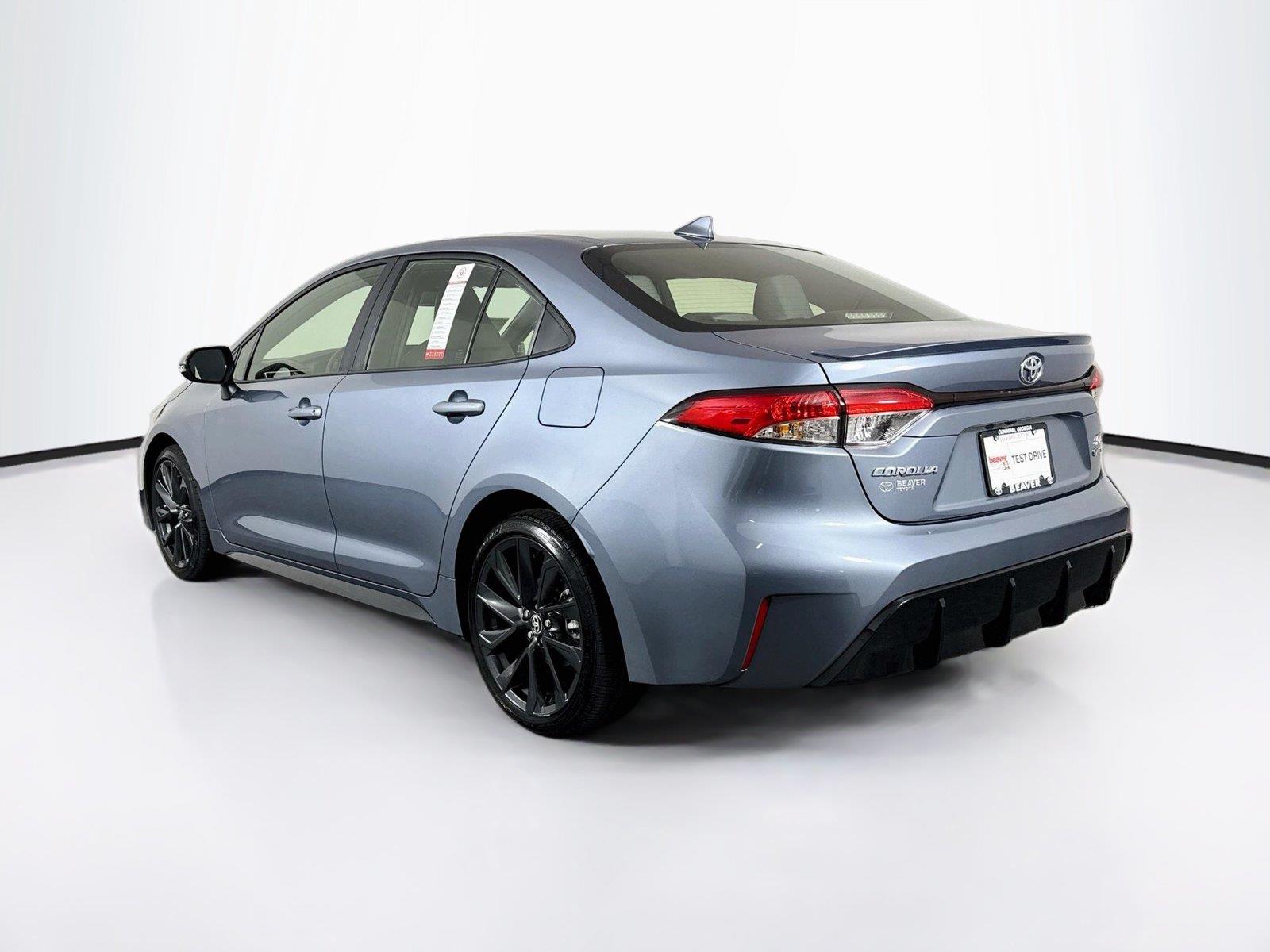 2026 Toyota Corolla Hybrid SE photo 11
