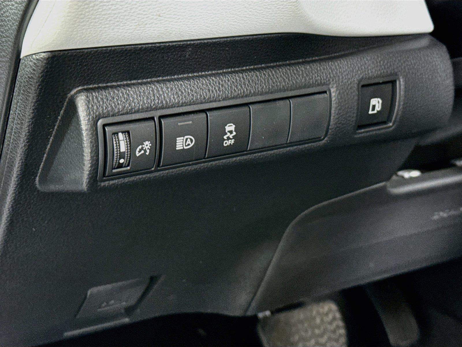 2026 Toyota Corolla Hybrid SE photo 14