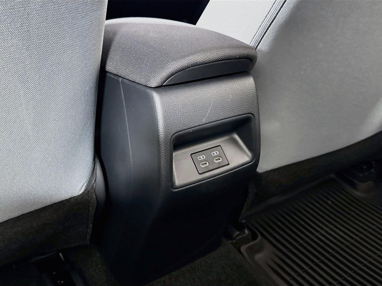 2026 Toyota Corolla Hybrid SE photo 32