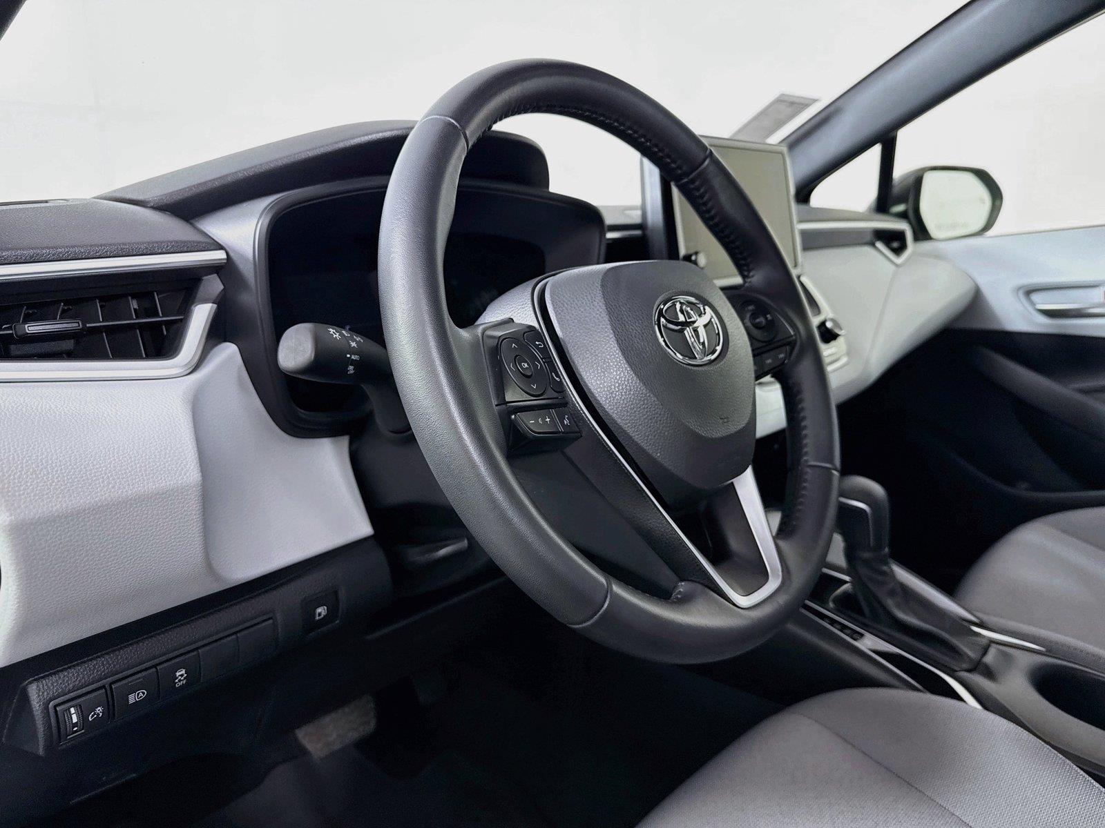 2026 Toyota Corolla Hybrid SE photo 3