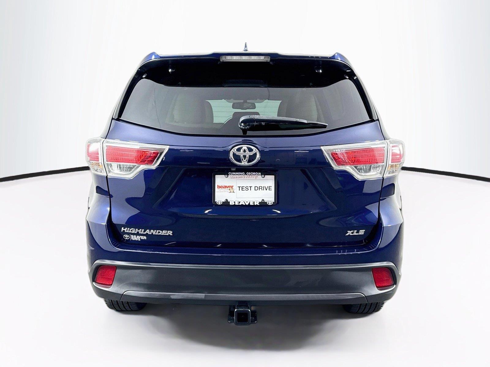 2016 Toyota Highlander XLE photo 11