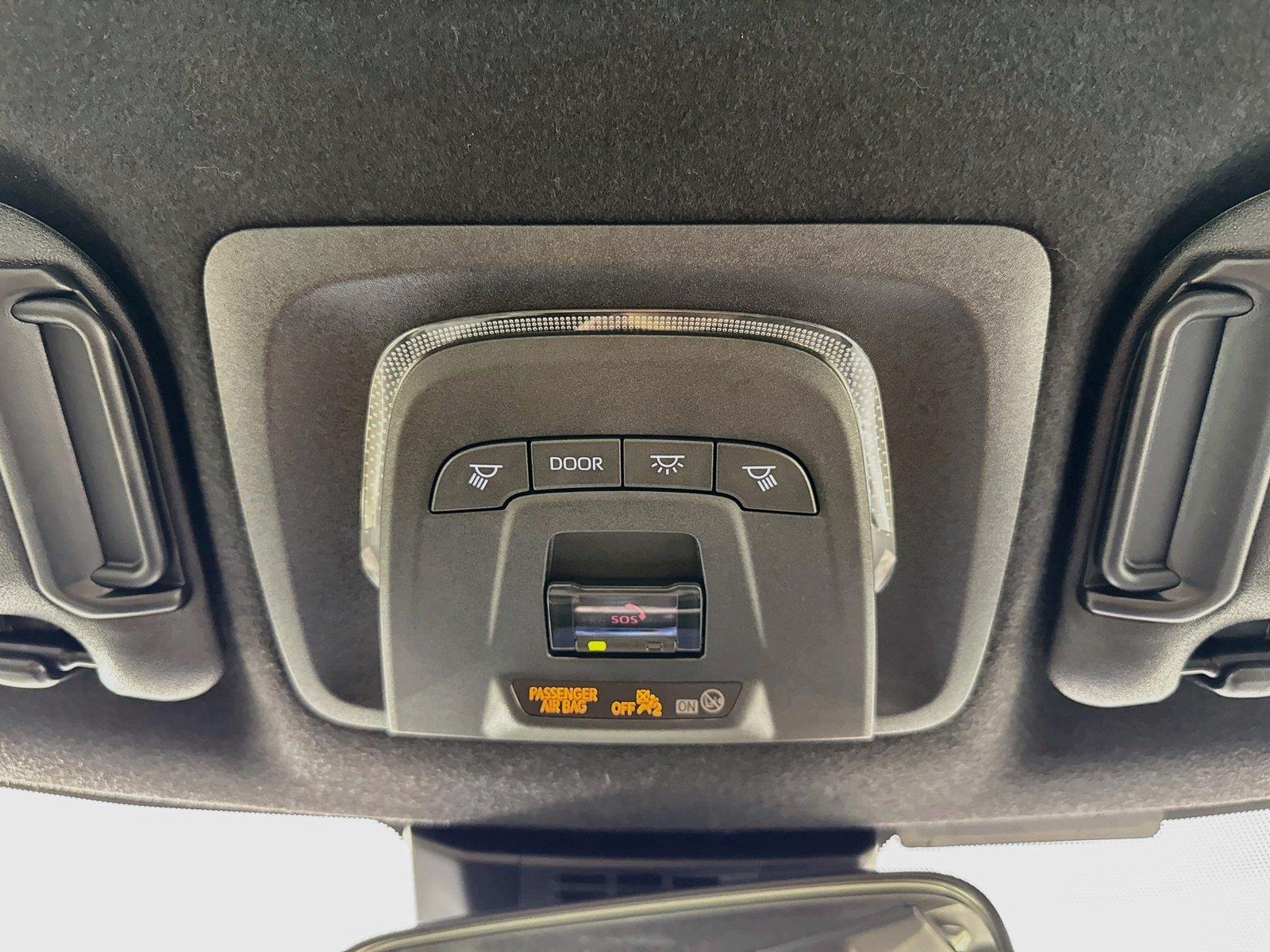 2026 Toyota Corolla Hybrid SE photo 5
