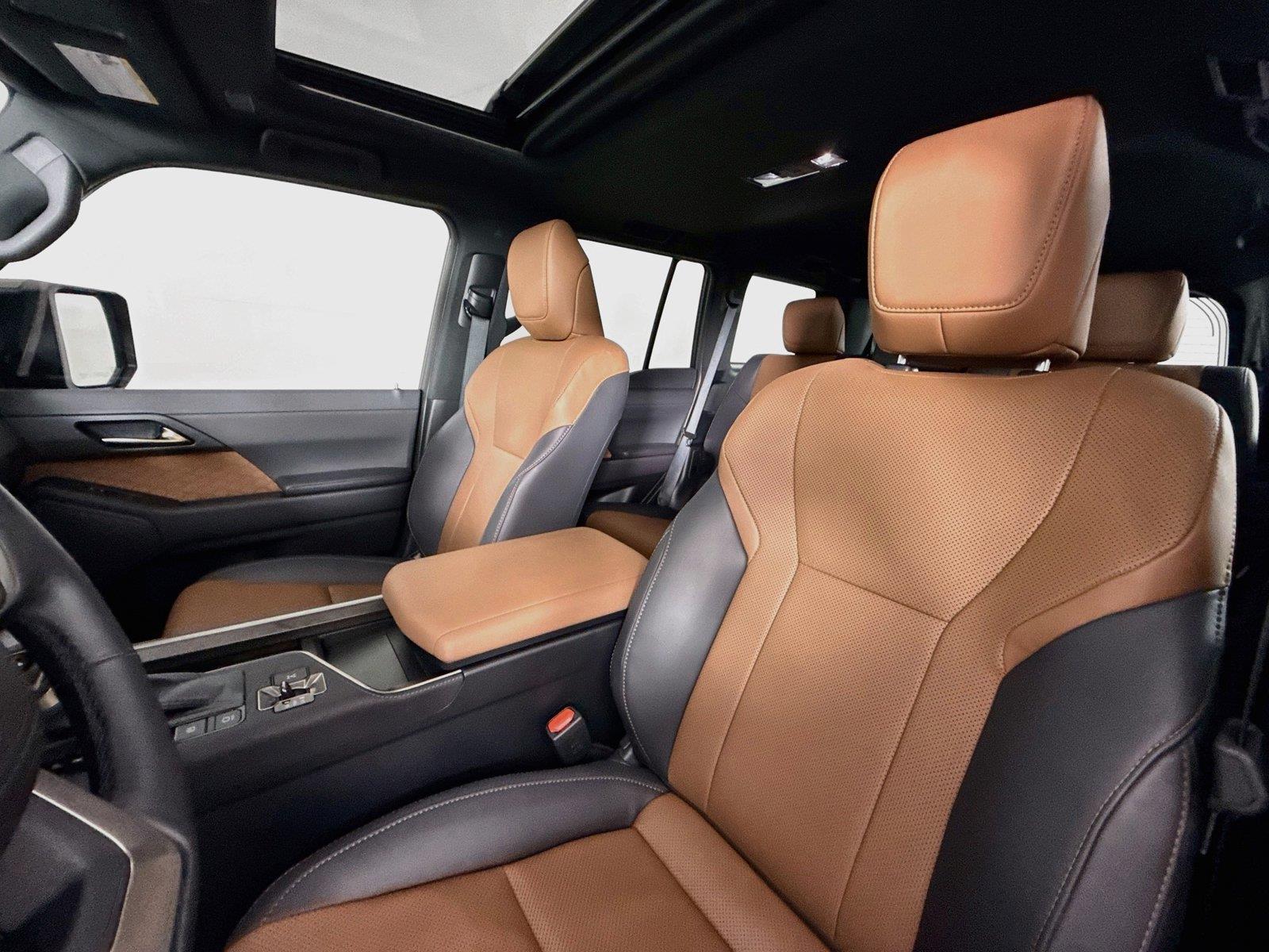 2025 Lexus GX GX 550 Premium+ photo 2