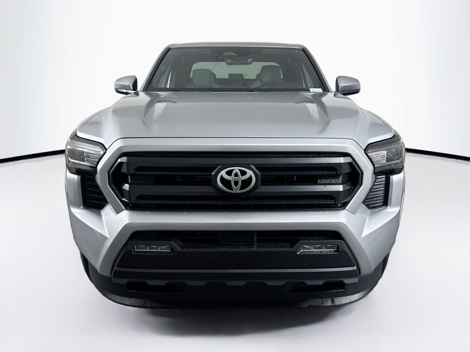 2026 Toyota Tacoma SR5 photo 3