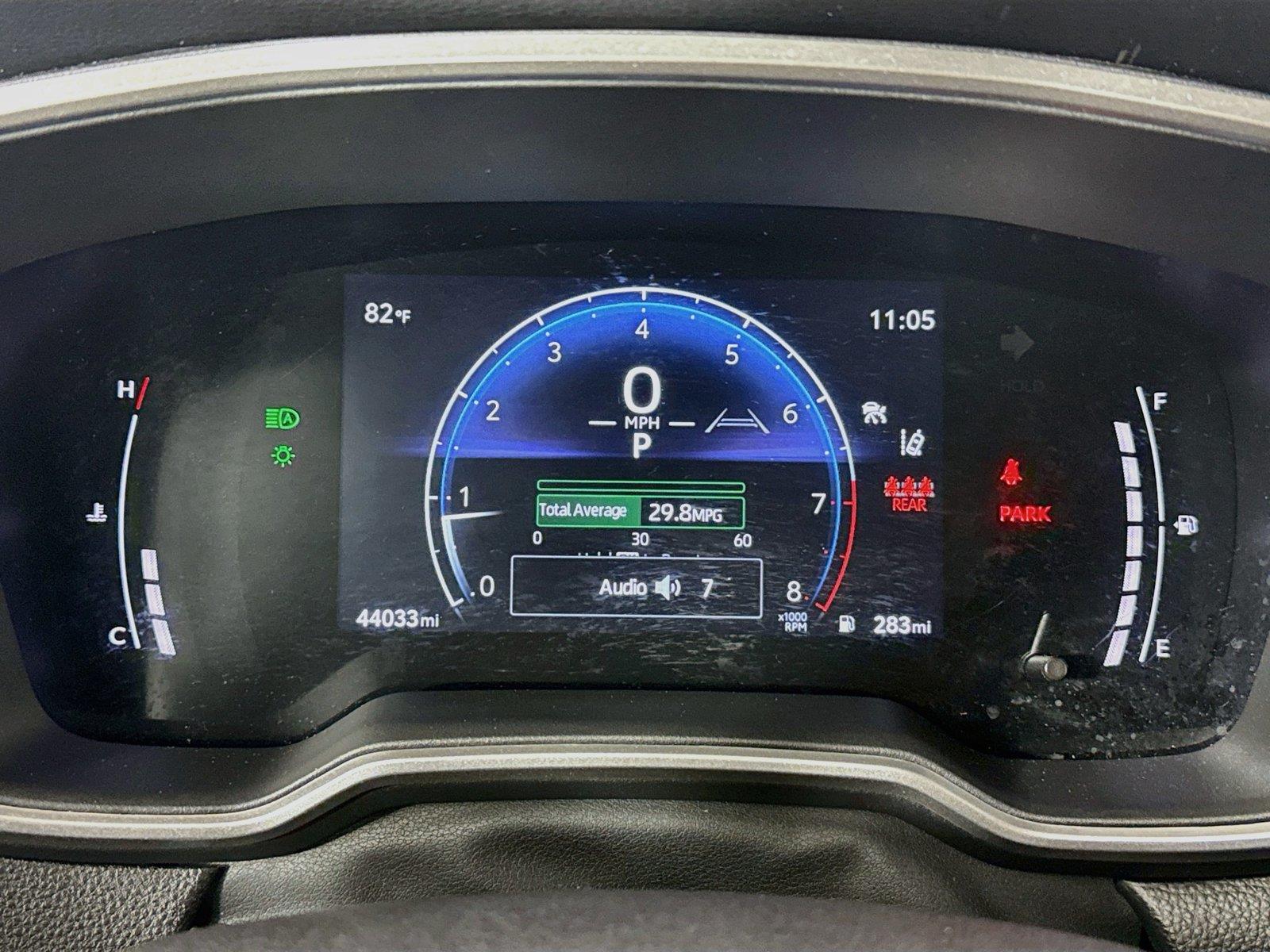 2025 Toyota Corolla Cross XLE photo 19