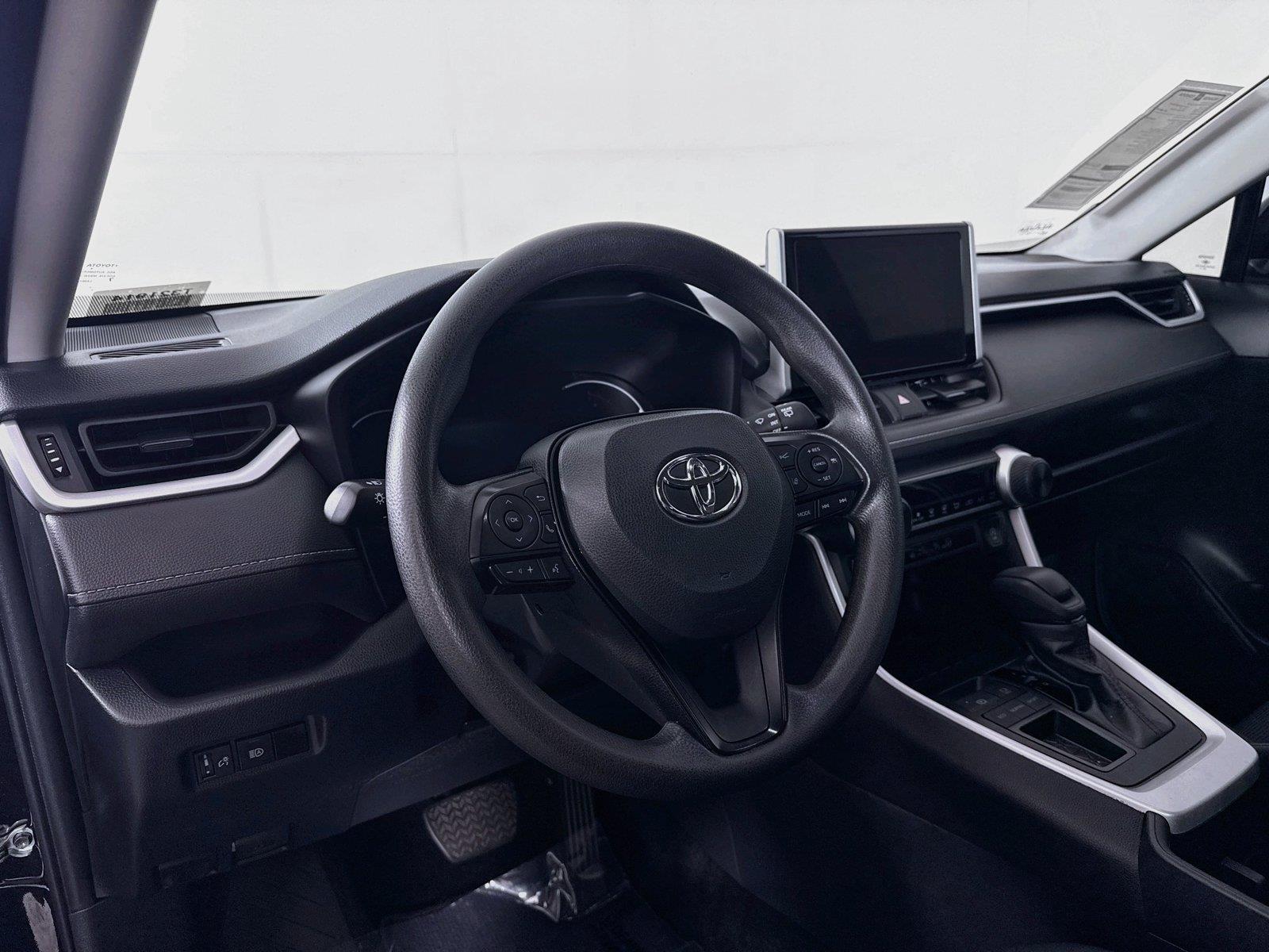 2024 Toyota RAV4 LE photo 3