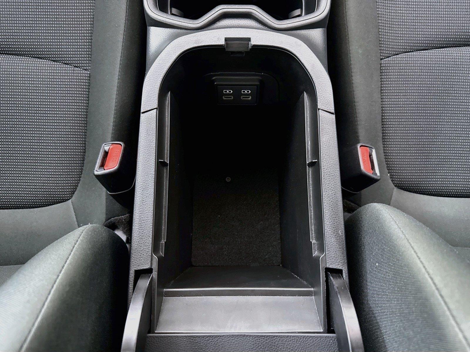 2024 Toyota RAV4 LE photo 28
