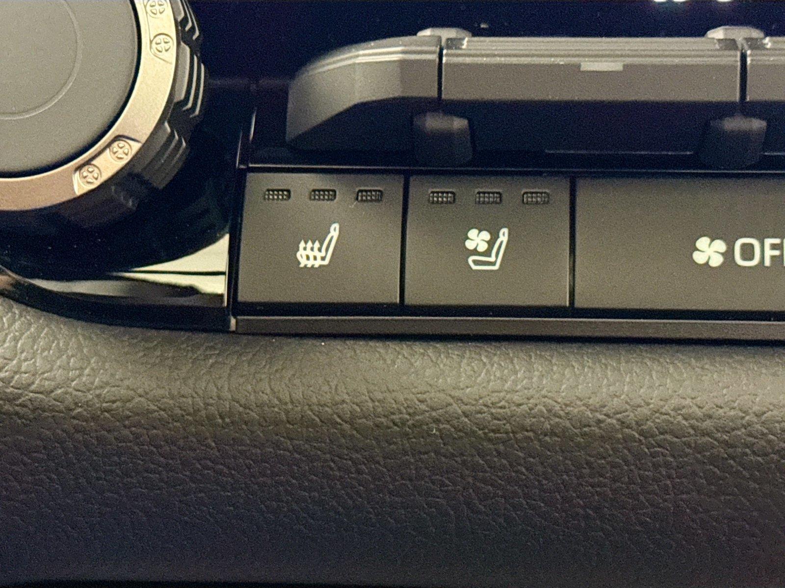 2026 Toyota Tundra Limited HV photo 16