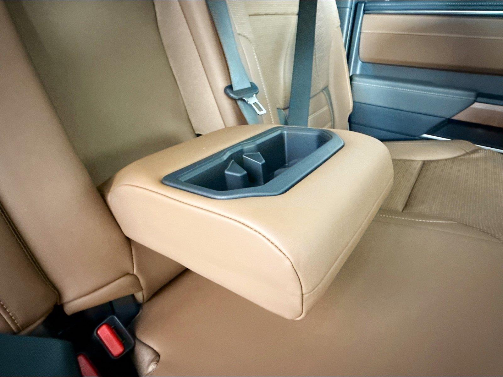 2026 Toyota Tundra 1794 Edition HV photo 39