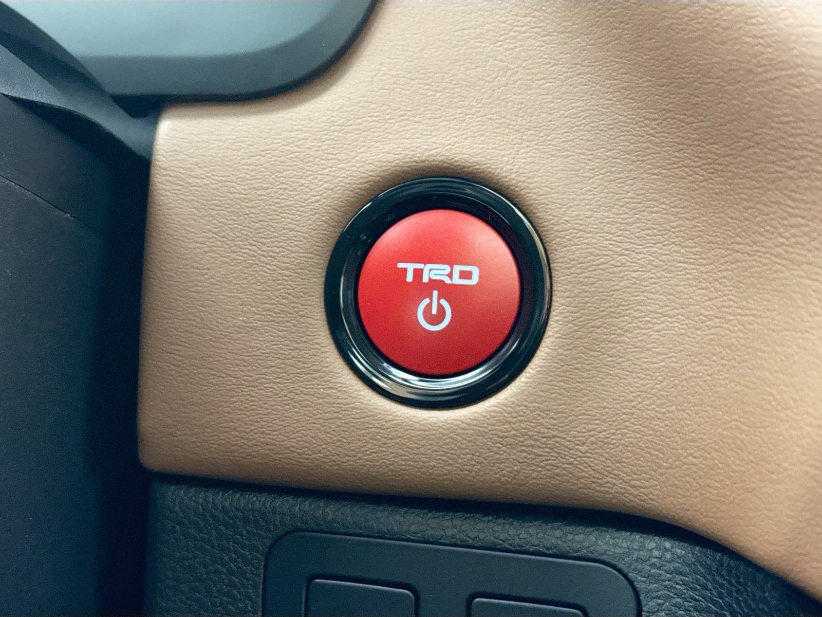 2026 Toyota Tundra 1794 Edition HV photo 23
