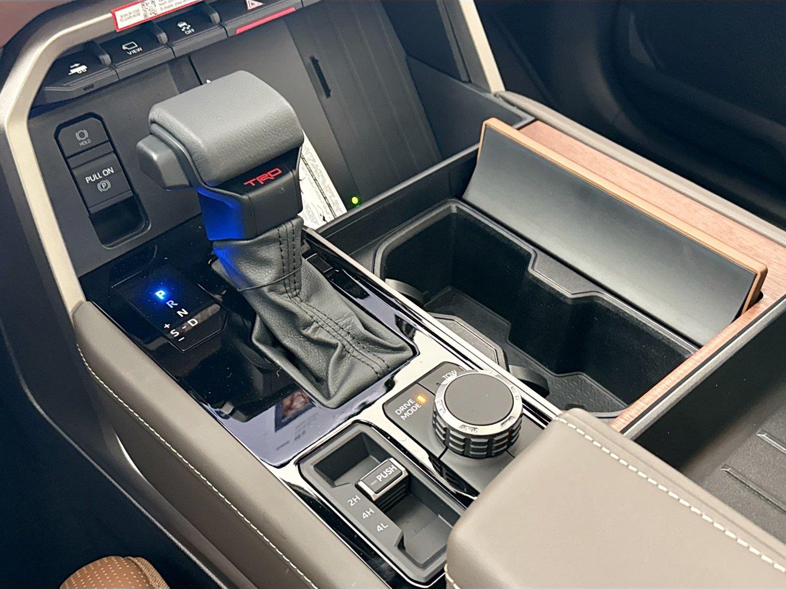 2026 Toyota Tundra 1794 Edition HV photo 27